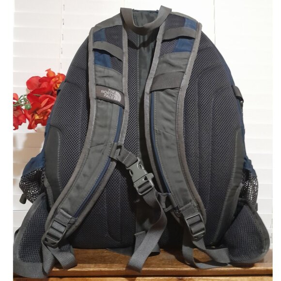 SOLD🟠🟠🟠🟠🟠🟠The North Face Borealis Large Backpack Gray Blue 19"H x14"W - Picture 5 of 14